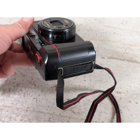 Vtg Fuji TW-300 38/65mm Film Camera w Case Pre-Winding Point Shoot PARTS/REPAIR - Picture 11 of 15